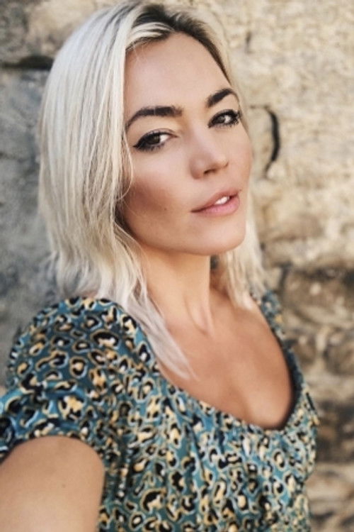 Danni Menzies profile