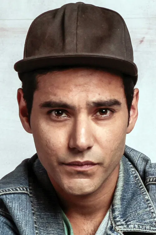 Ariel Mateluna profile