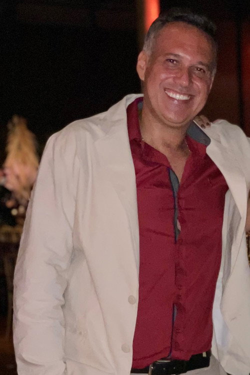 Photo of Cassio Loures, Acting