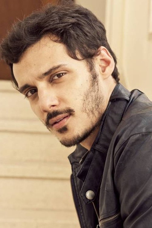 Photo of Leandro Soares, Writing