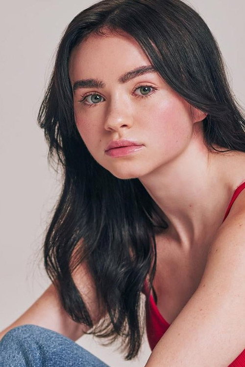 Photo of Emma Chasse, Acting