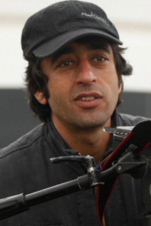 Touraj Aslani profile