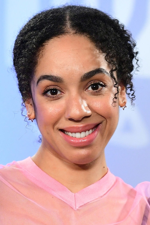 Pearl Mackie profile