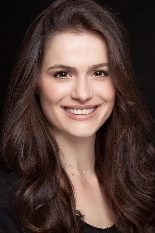 Burcu Cavrar profile