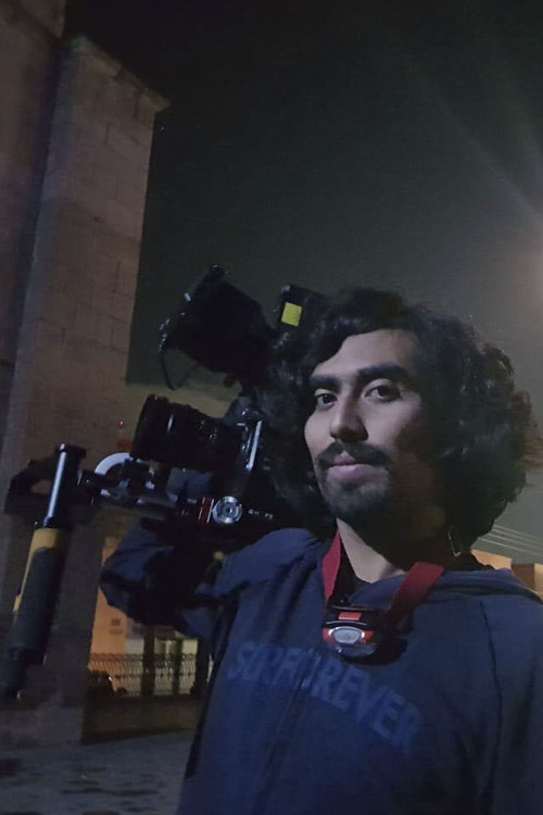 Photo of Emiliano Monroy, Camera