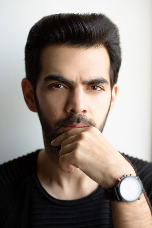 Karan Grover profile