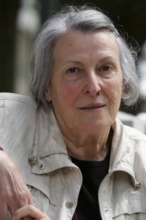 Photo of Sari Alabau, Acting