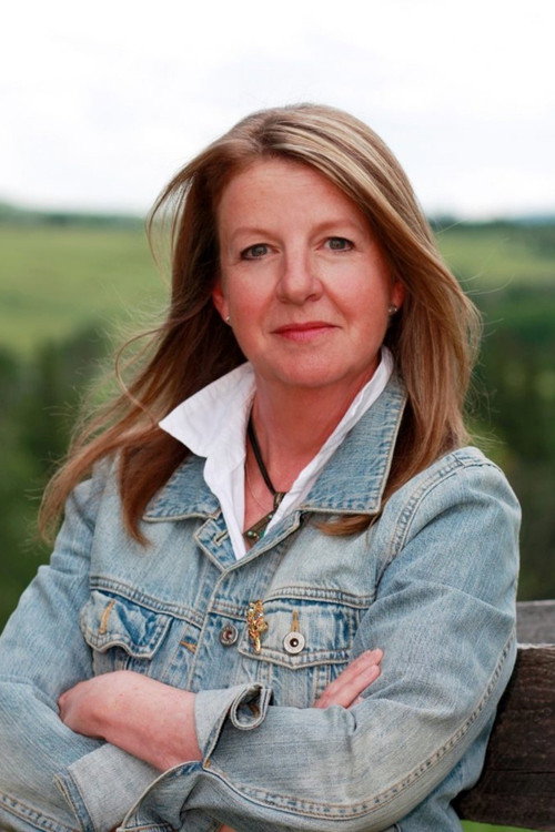 Photo of Heather Conkie, Writing
