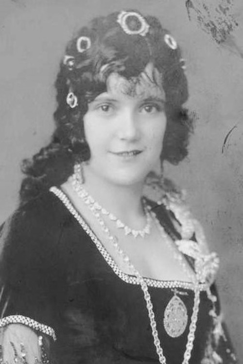 Photo of Gina Cavalieri, Acting