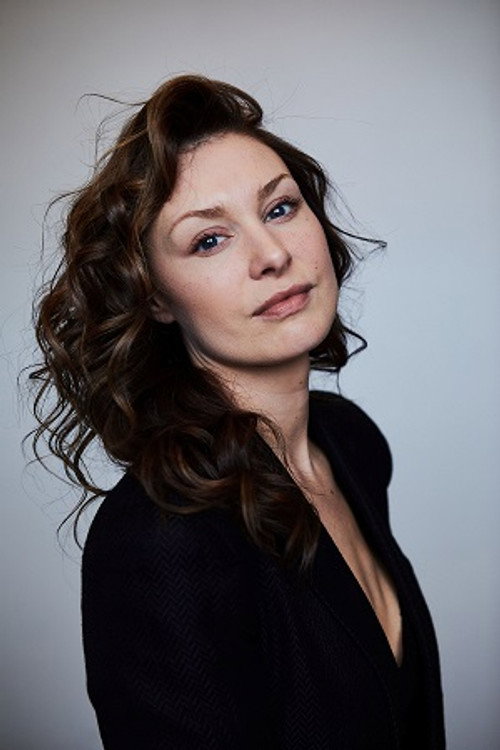 Photo of Jennifer Adams, Acting