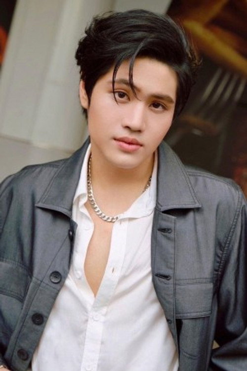 Photo of Napavit Tewaphankul, Acting