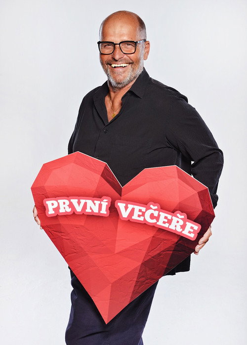 Series poster for První večeře (2021)