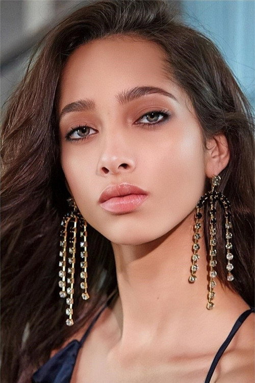 Photo of Yasmin Wijnaldum, Acting