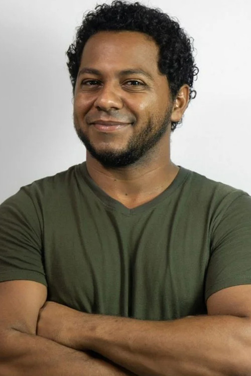 Photo of Edglê Lima, Acting
