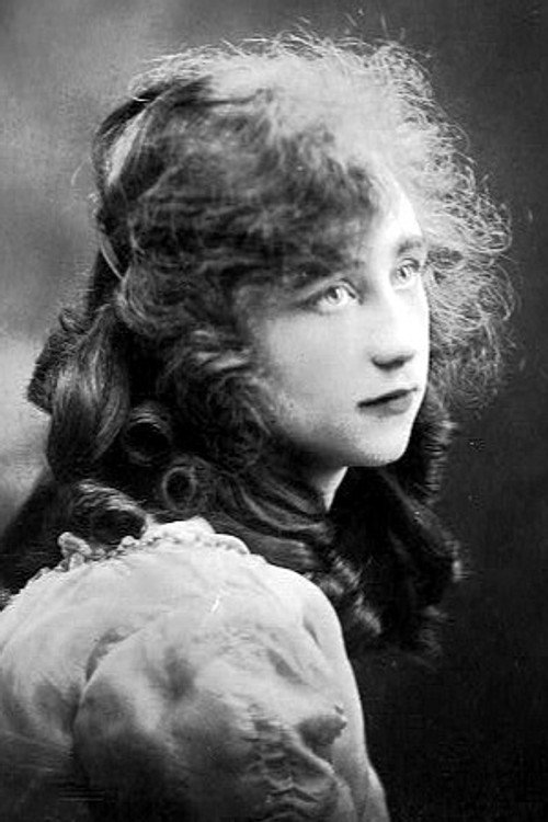 Photo of Alice Ward, Acting