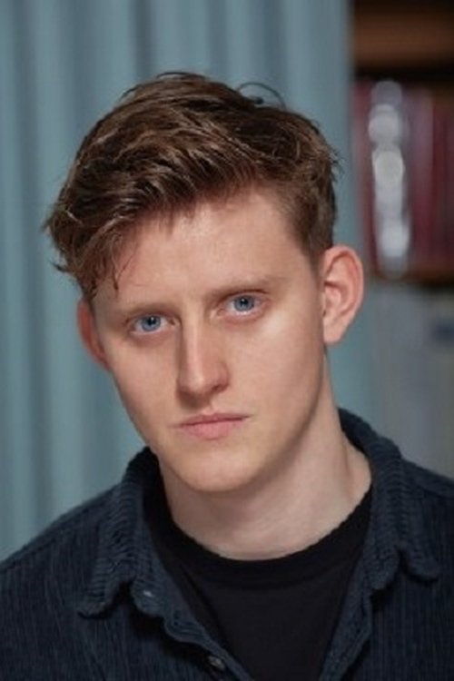 Lorn Macdonald profile