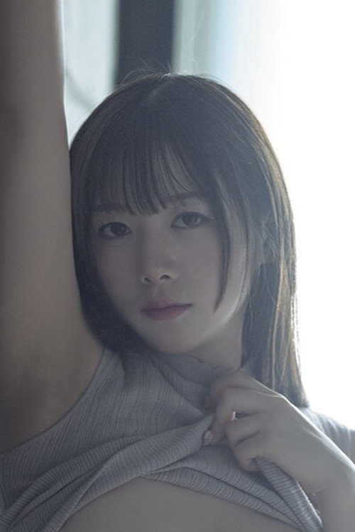 Photo of 小鳩るり, Acting