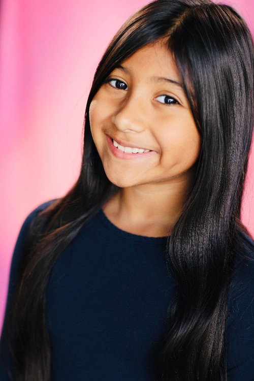 Photo of Viktoria Luna, Acting