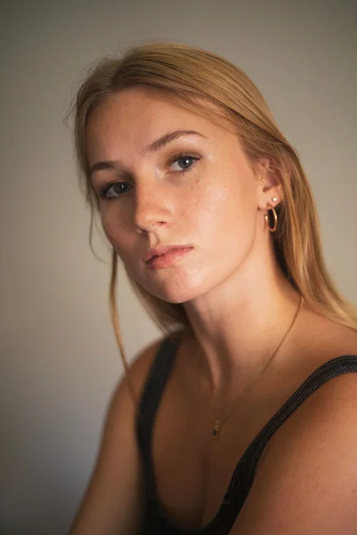 Photo of Samantha Cevasco, Acting