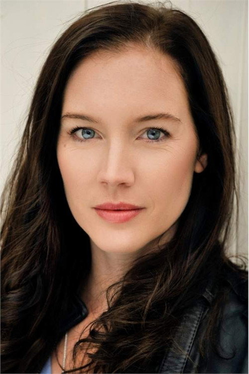 Photo of Amy Usherwood, Acting