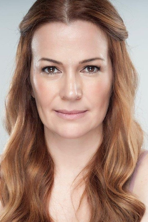 Hale Caneroğlu profile