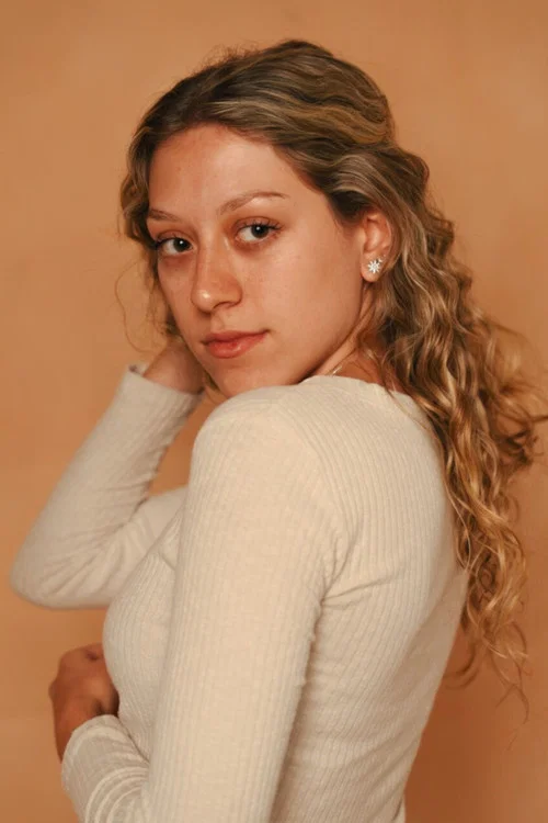 Photo of Teresa Perrotti, Acting