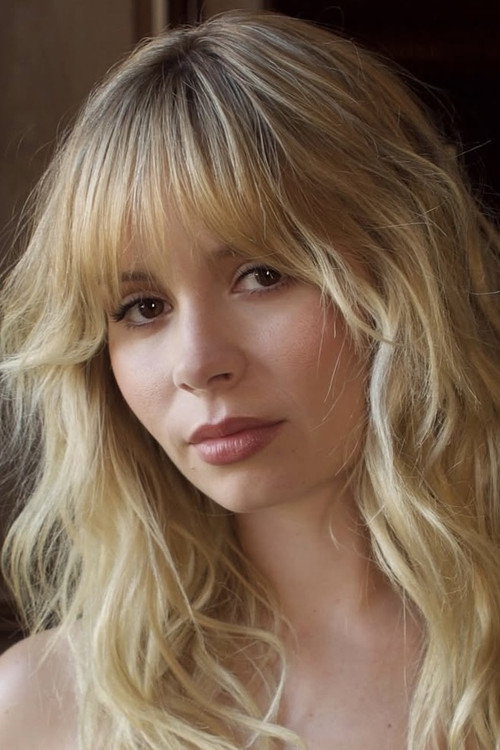 Photo of Nina Nesbitt, Acting