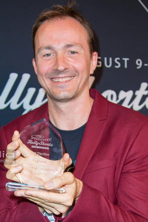 Alberto Corredor profile