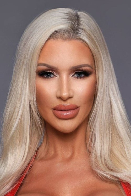 Photo of Tania Amazon, Acting