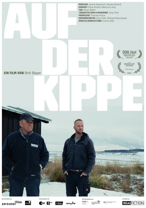 Movie poster for Auf der Kippe (2023)