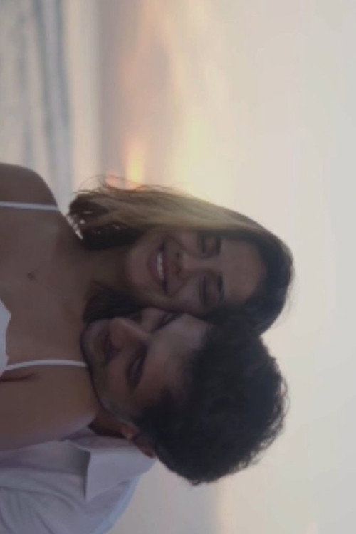 Movie poster for Dünyanın sən olan yeri (2025)