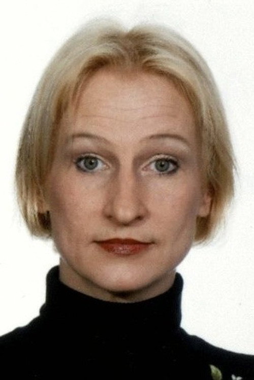 Photo of Maire Malinovski, Costume & Make-Up