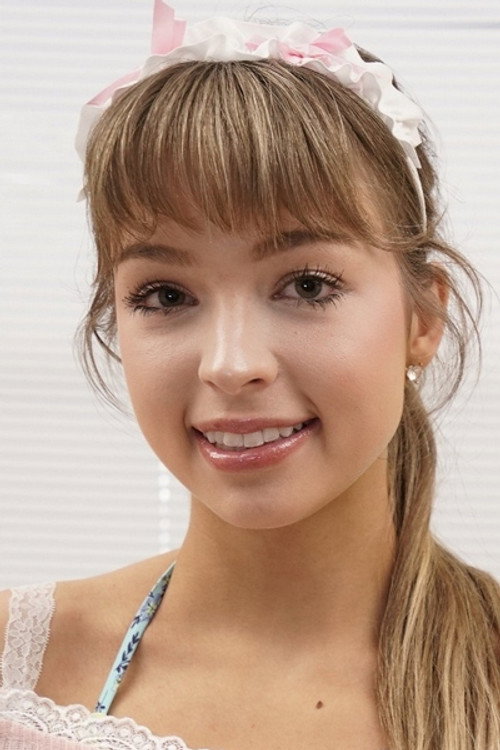 Photo of Leila Cove, Acting