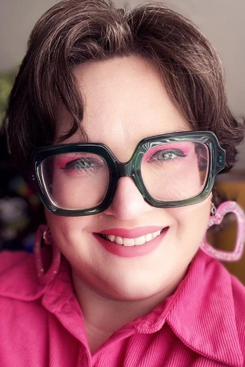 Photo of Amanda Heard, Art