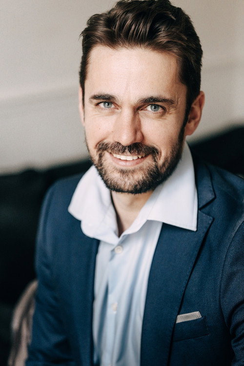 Photo of Xavier Jozelon, Acting