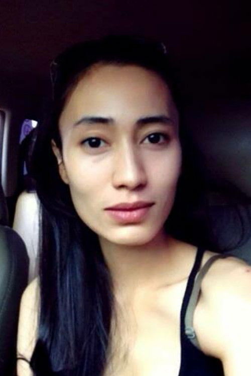 Monique Henry profile