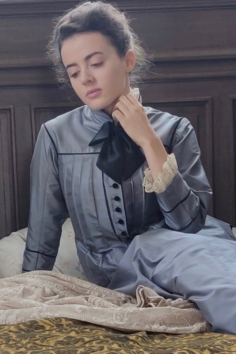 Thérèse, La Petite Sainte de Lisieux poster background