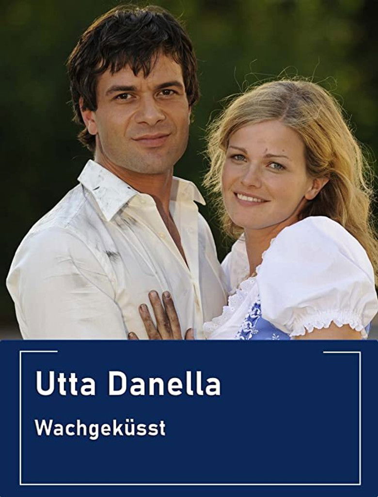 Utta Danella - Wachgeküsst poster background