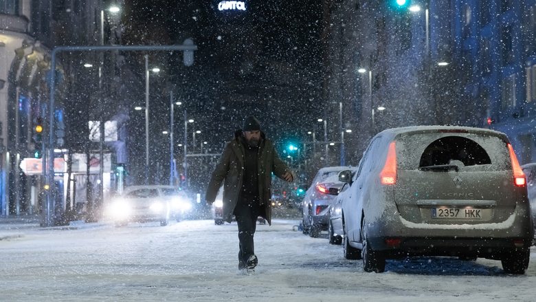 The frozen highway gridlock