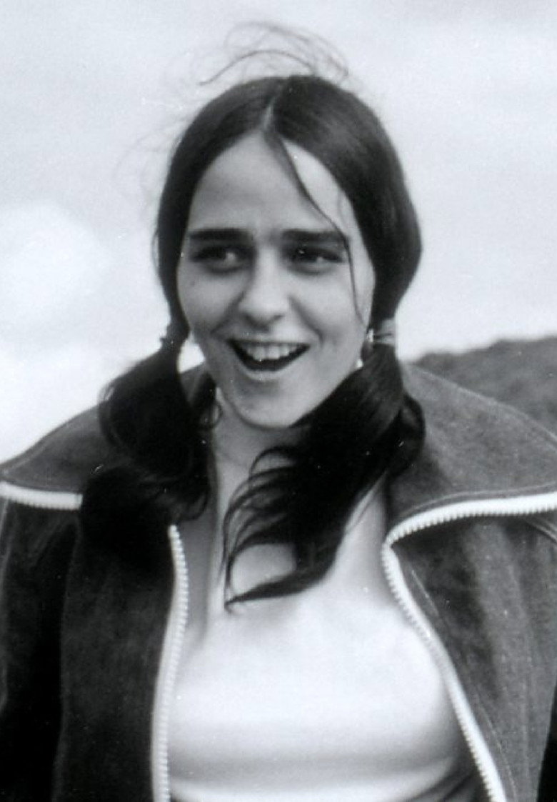 Gale Is Dead poster background