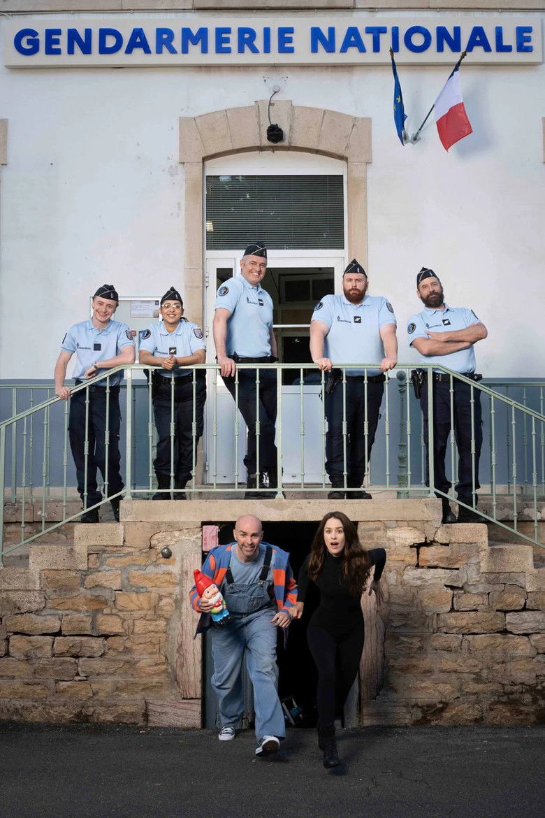 Les Gendarmes poster background