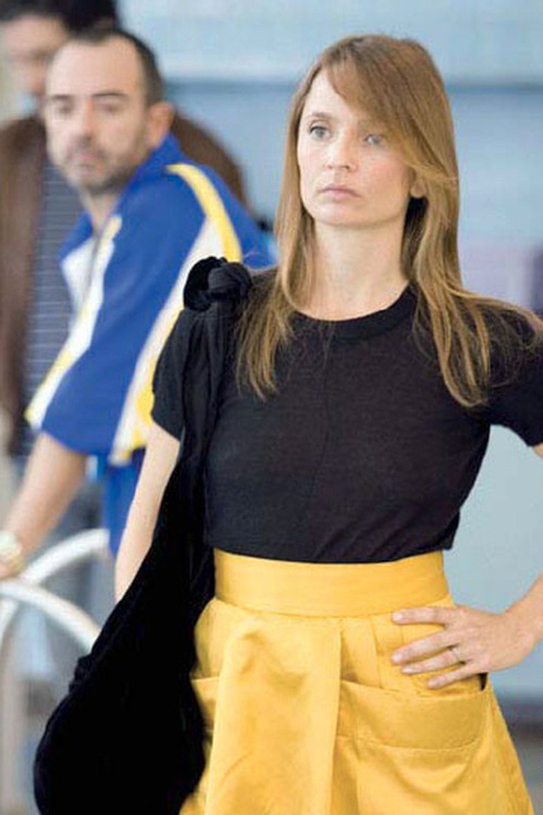 Mariage Surprise poster background