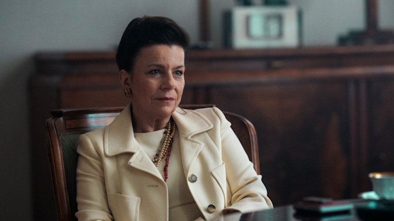 A child standing in the polluted district