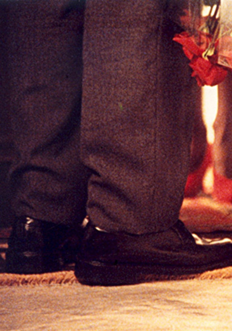 Quien mal anda mal acaba poster background