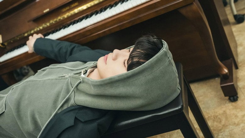 Still 3
